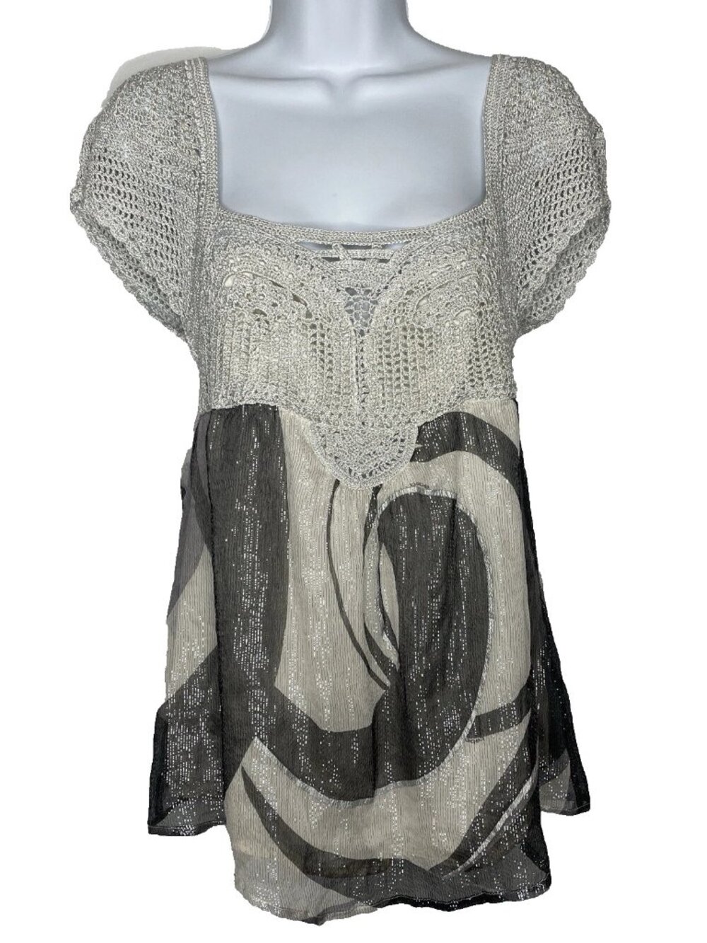 Bebe Silk Babydoll Blouse Top Size M Silver Crochet Lace Metallic Shimmer Swirl